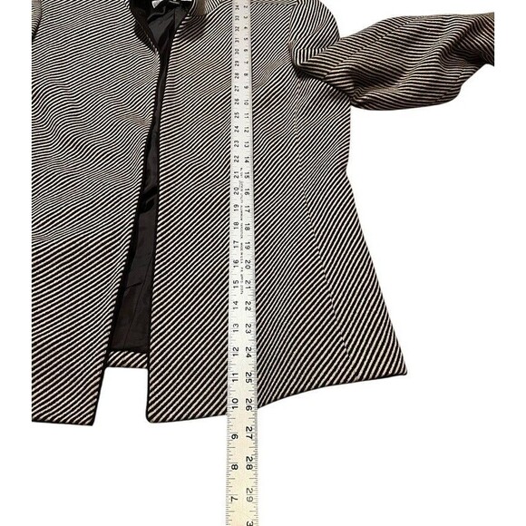 Tahari Arthur S. Levine Women's Blazer Jacket Women's Size 10 Wool Open Front - Picture 9 of 9